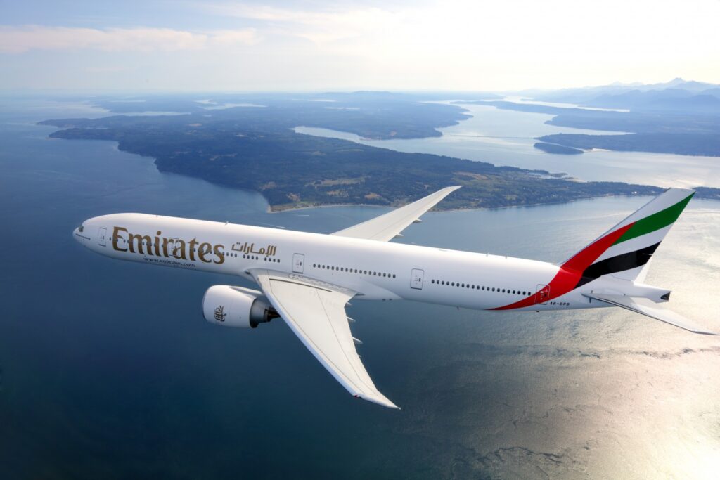 emirates boeing 777 300
