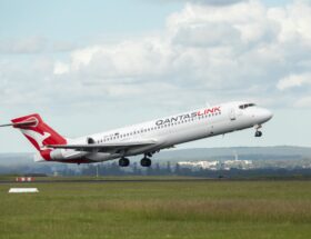 Qantas Boeing 717